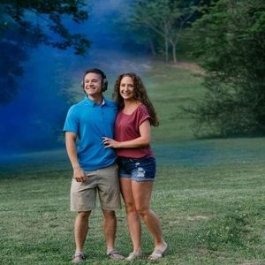 Meet your Posher, Becky